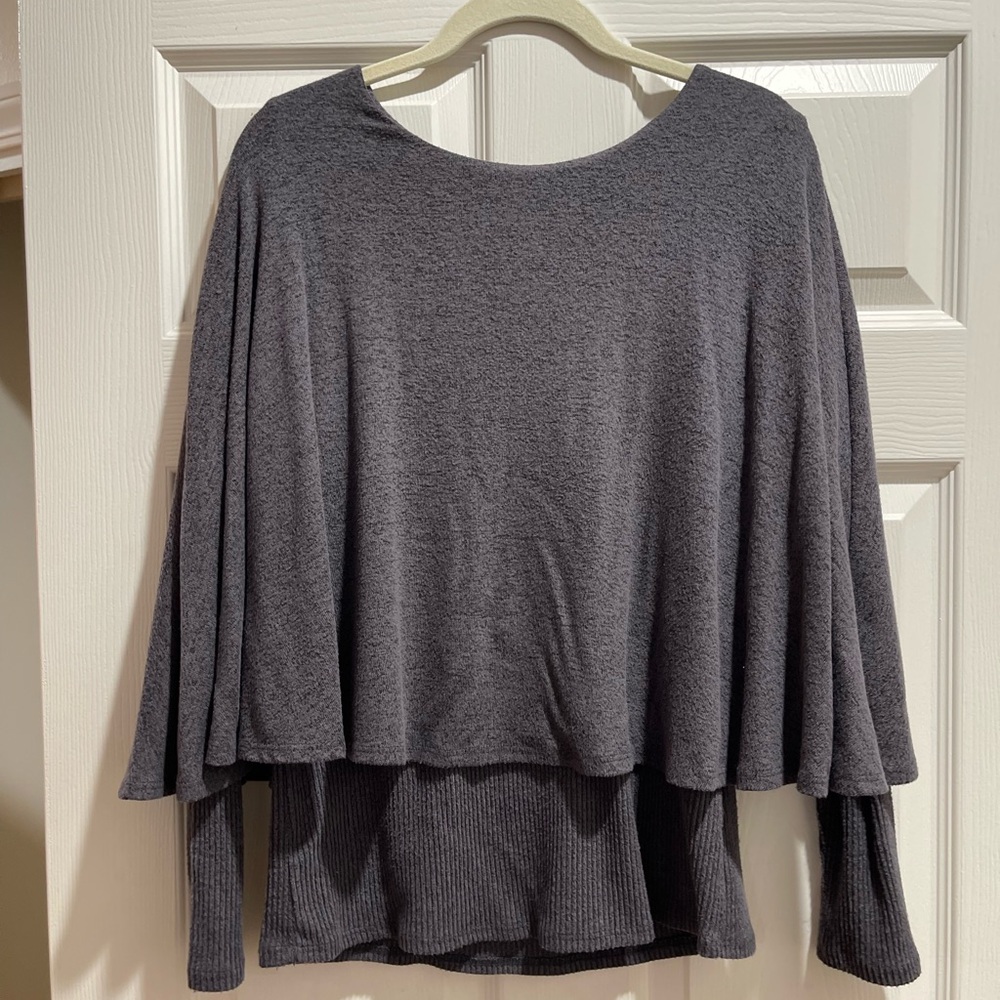 Eesome Charcoal Knit Top